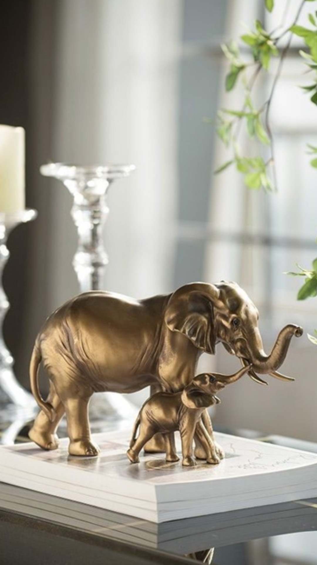 Decor - Mother & Baby Elephant Statue