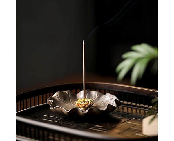 Aromas - Lotus Leaf Ceramic Mini Incense Holder